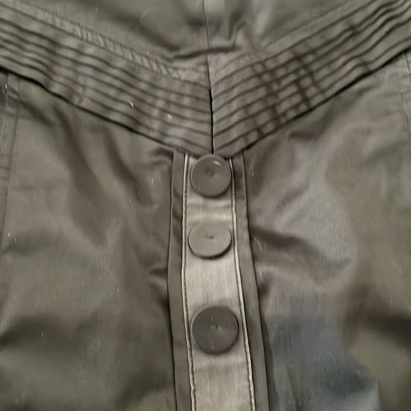 Black tuxedo skirt with zipper and back size large - Picture 2 of 4